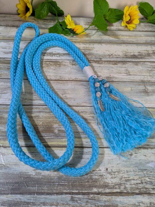 Cordelette turquoise taille cheval