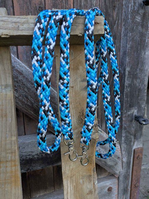 Rênes en corde plate 3m bleu/blanc/noir