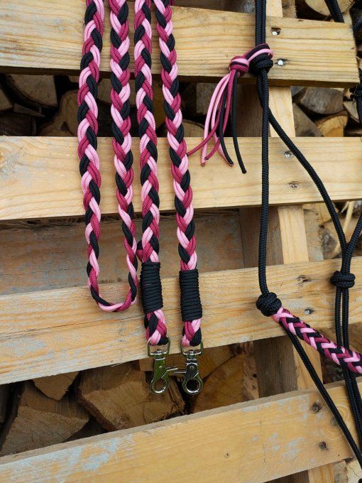 Ensemble noir, prune et rose clair taille cheval
